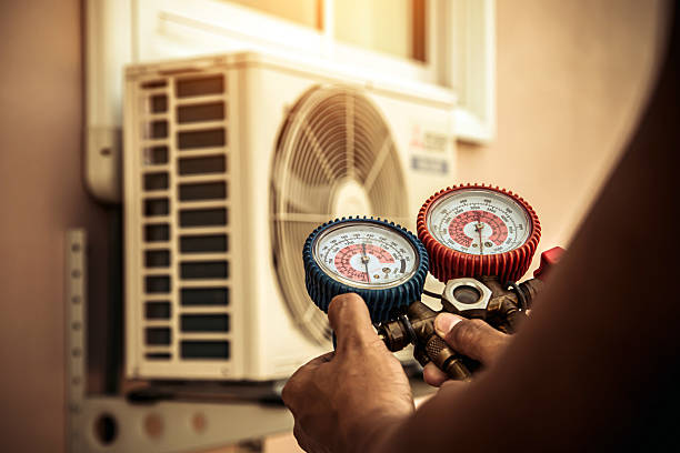 Professional Hvac technician working in Hillside, NJ
